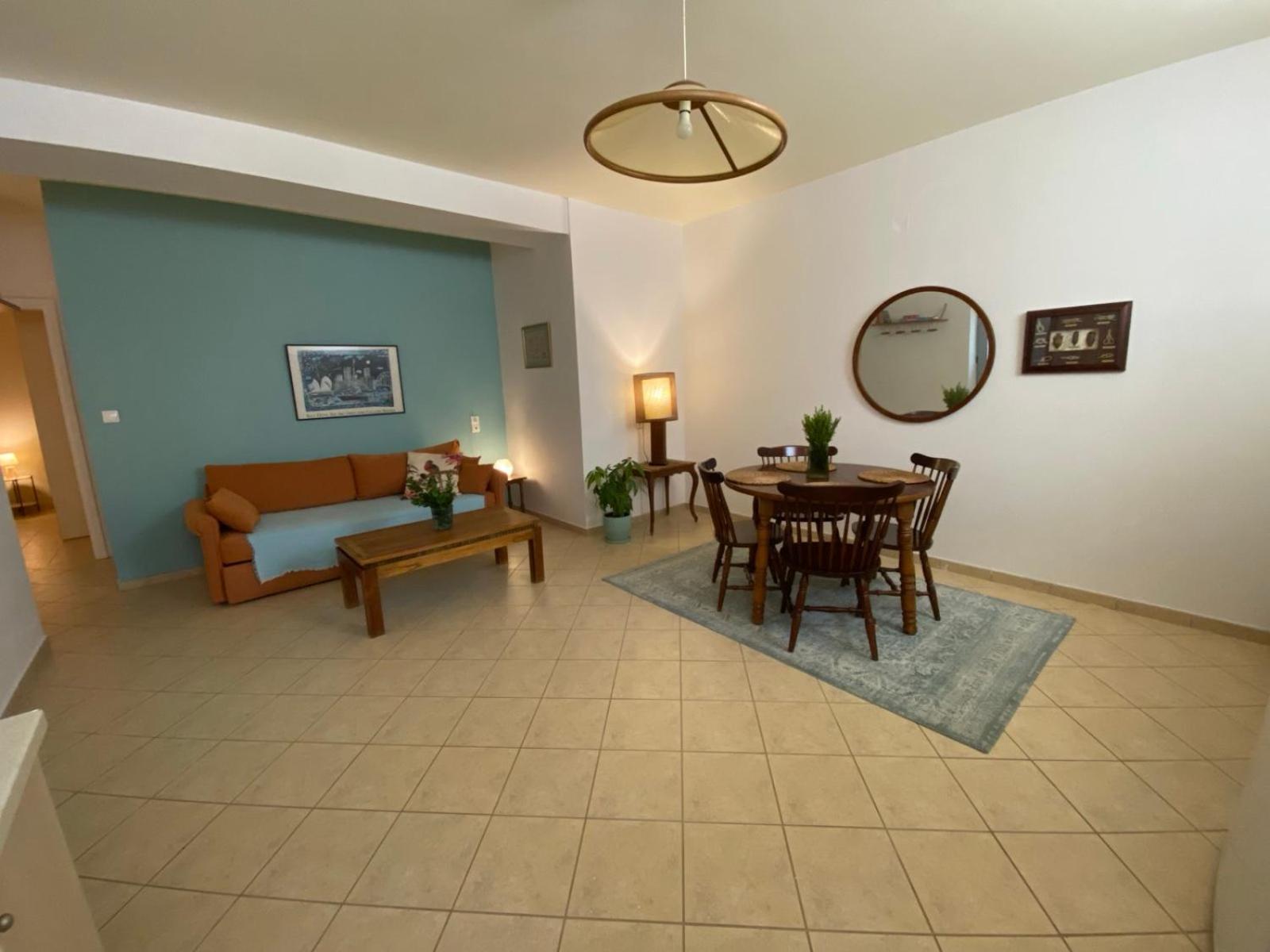 Tria Luxury Residences Stoupa Exterior photo